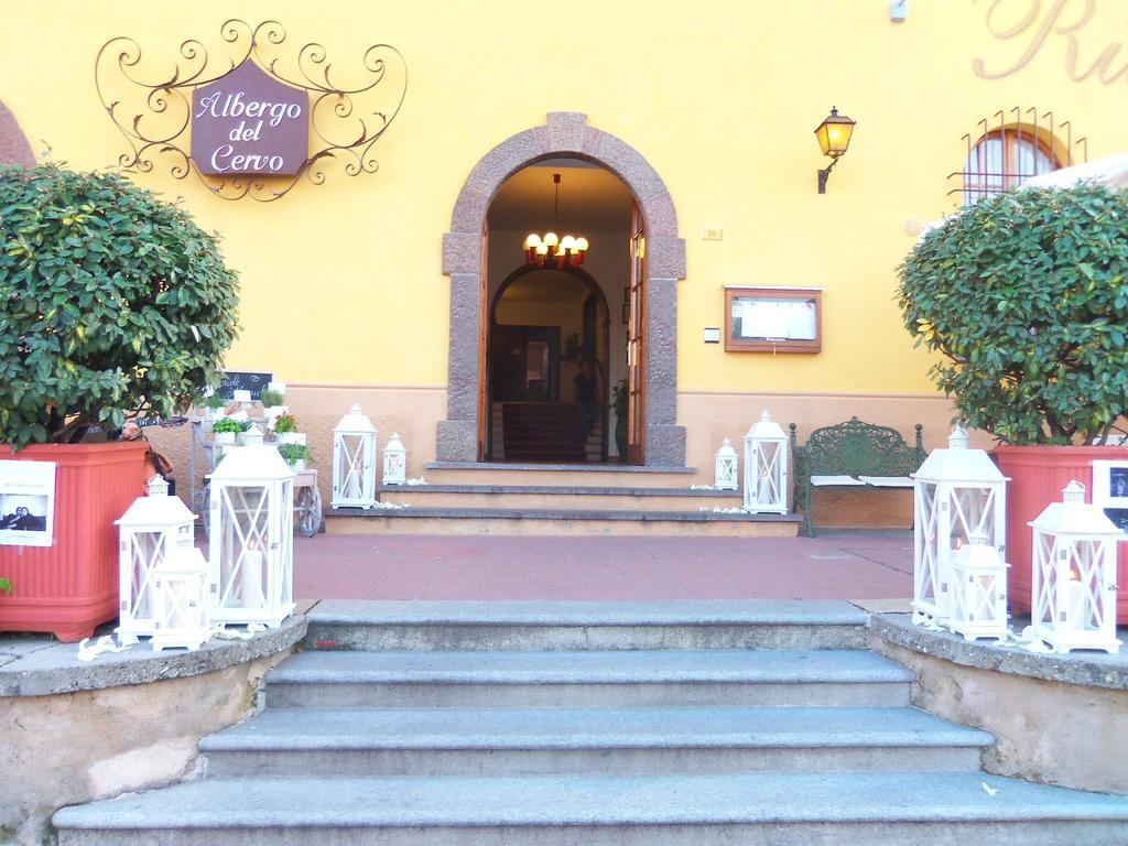 Albergo Ristorante Il Cervo Agazzano 外观 照片